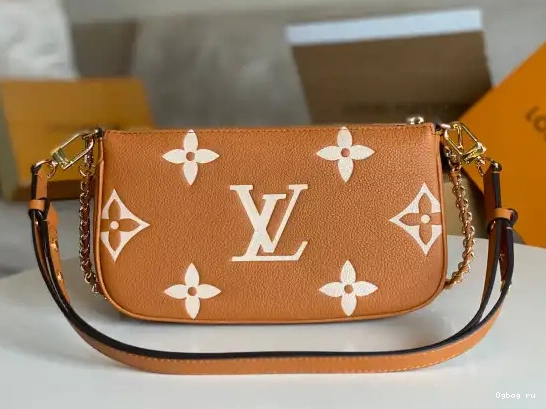 LOUIS MULTI POCHETTE VUITTON ACCESSOIRES 0507